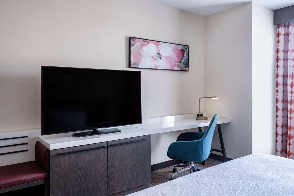 Hilton Garden Inn Pomona, Ca Oda fotoğraf