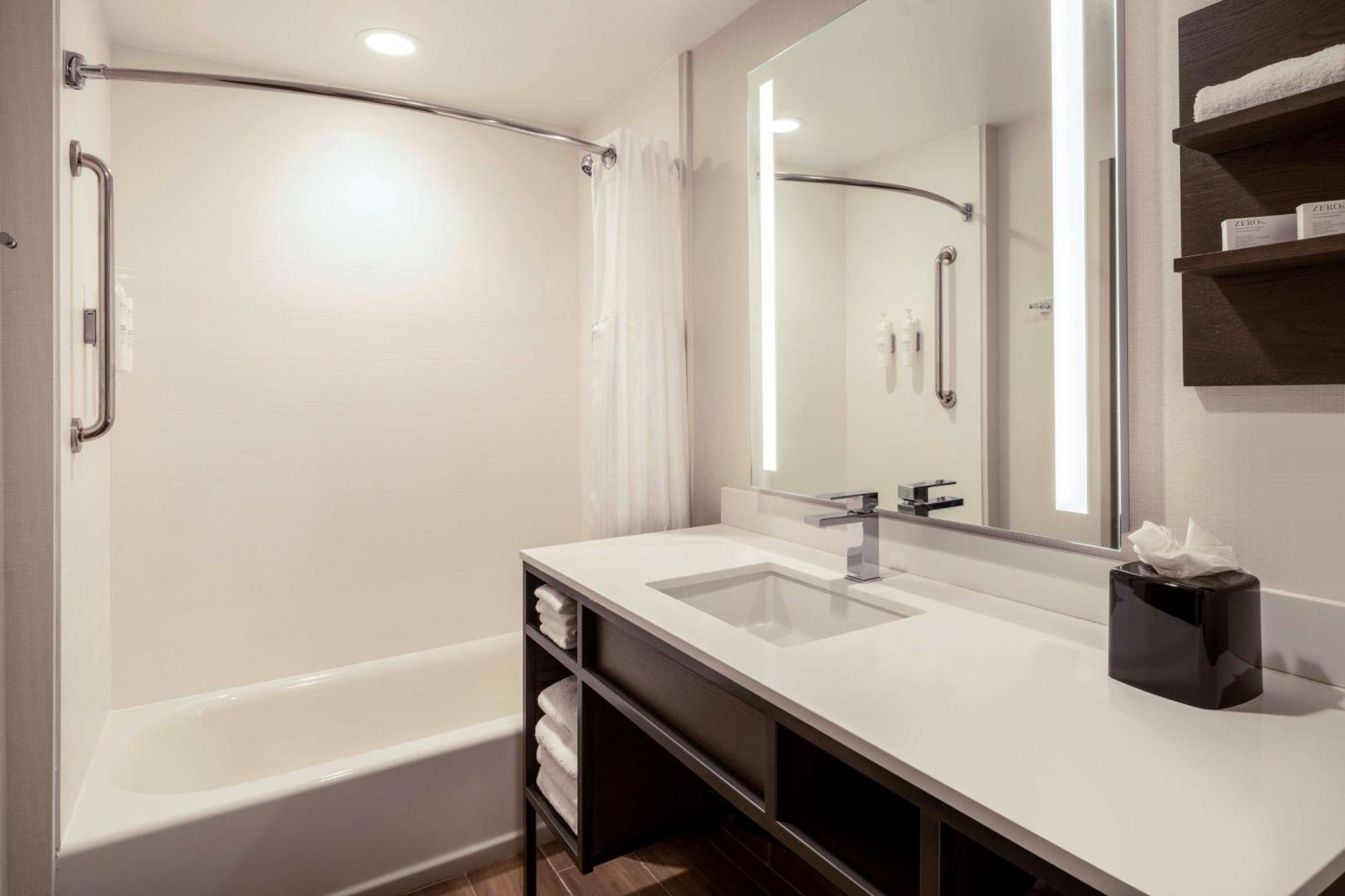 Hilton Garden Inn Pomona, Ca Dış mekan fotoğraf