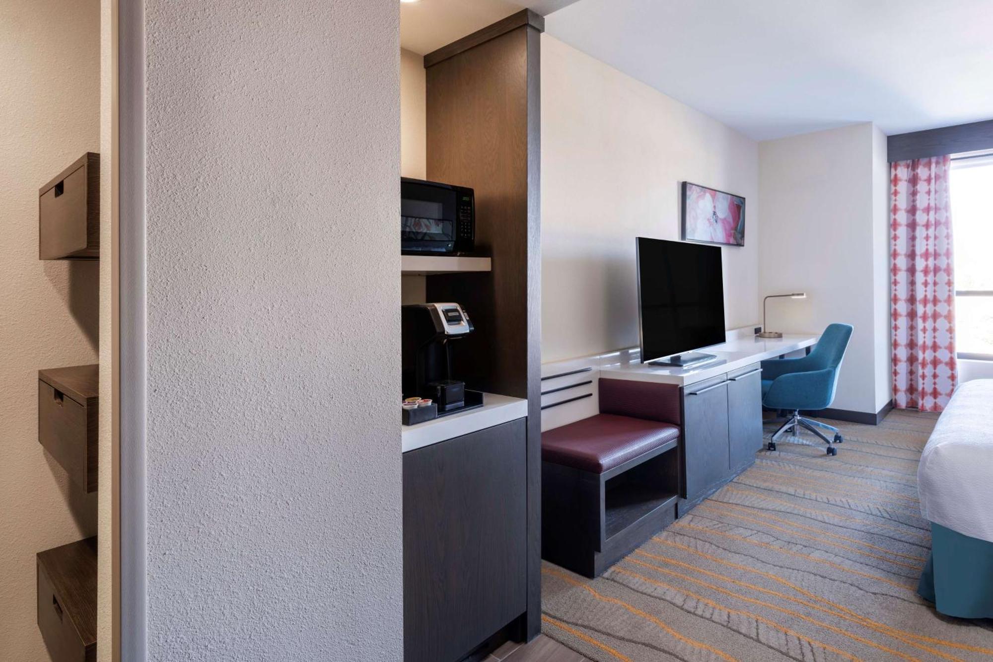 Hilton Garden Inn Pomona, Ca Dış mekan fotoğraf